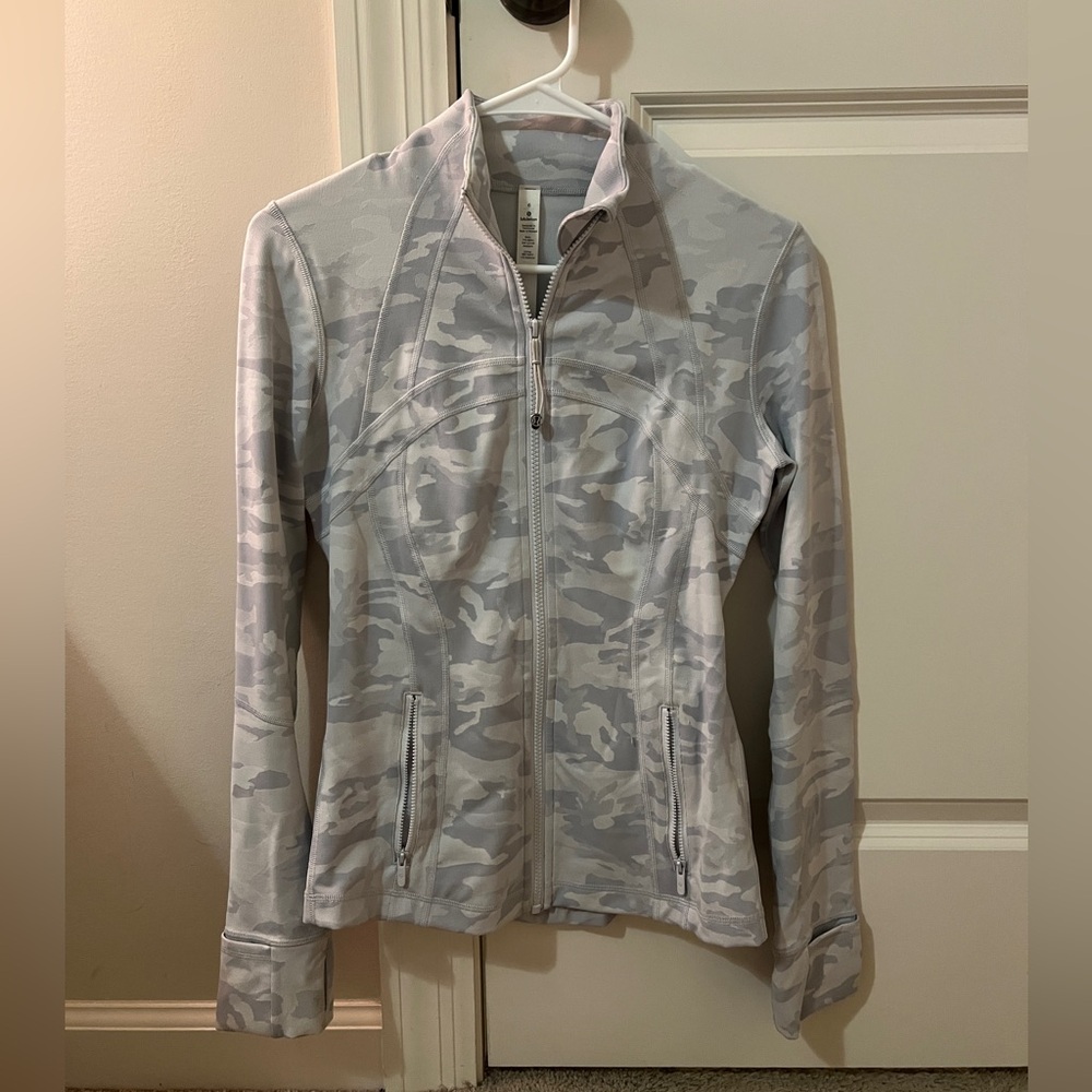 Camo Lululemon Define Jacket Size: 6